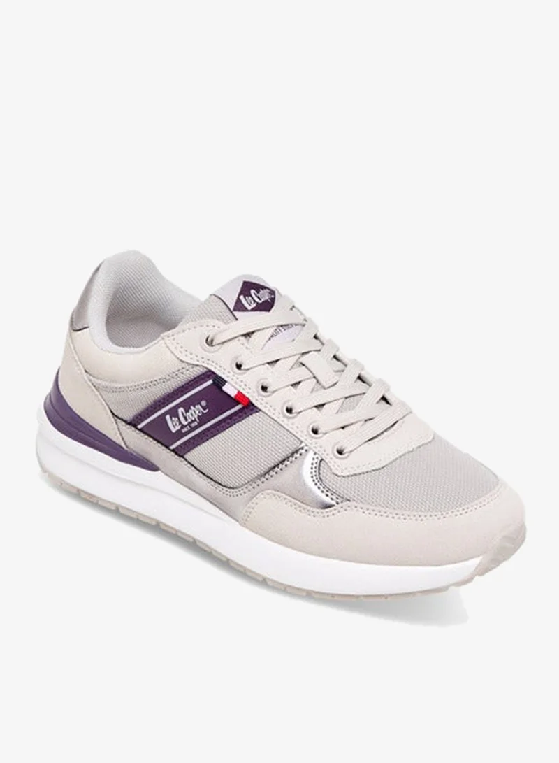 لي كوبر سنيكرز نسائي بطبعة شعار مع إغلاق برباط