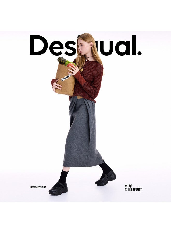 DESIGUAL مجموعة جديدة خريف/شتاء 2025 تنورة مطوية متعددة الطبقات مزينة بشارة جلدية غير متساوية مرنة - Image 3