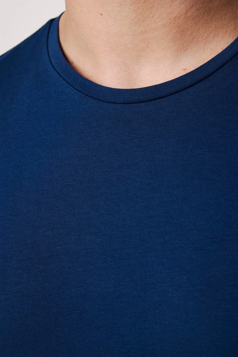 Tudors Slim Fit Crew Neck Plain Basic Short Sleeve Navy Blue T-Shirt