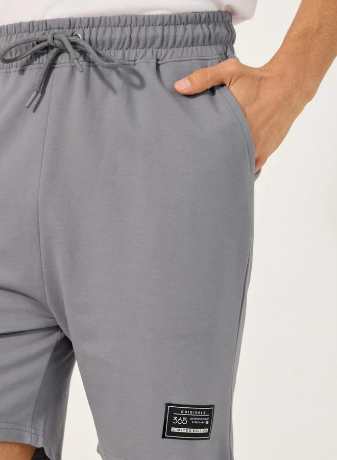 Styli Styli Badge Detail Regular Fit Terry Shorts