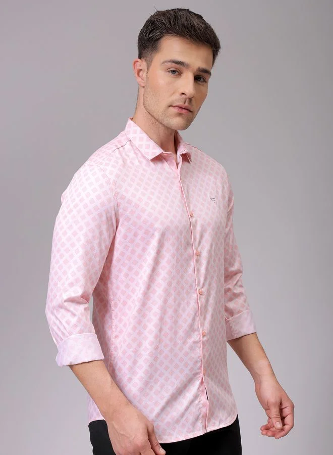 شركة المرآب الهندية Men Slim Fit Geometric Printed Full Sleeves Cutaway Collar Party Wear Shirt