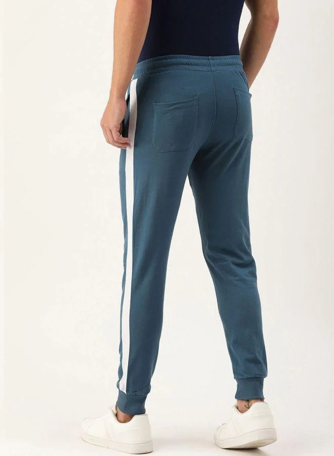 The Indian Garage Co Men Slim Fit Solid Mid-Rise Stretchable Knitted Jogger Trousers