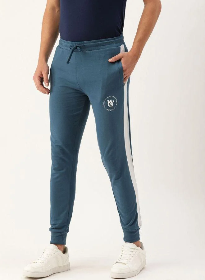 The Indian Garage Co Men Slim Fit Solid Mid-Rise Stretchable Knitted Jogger Trousers