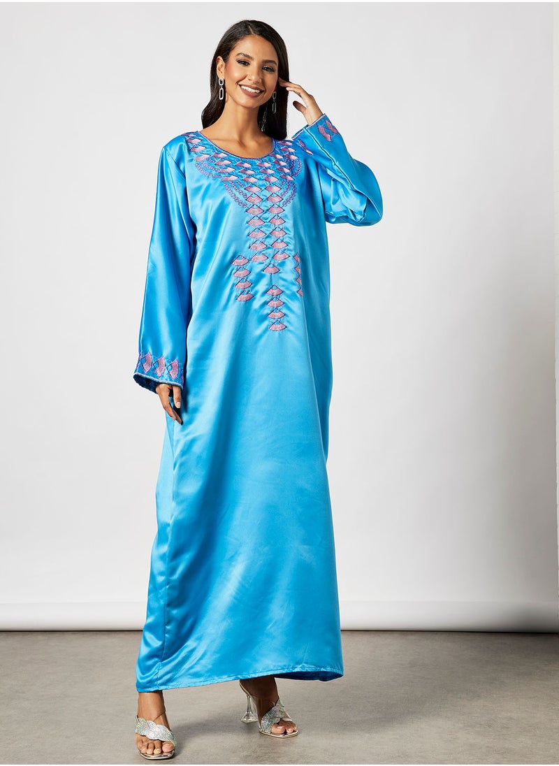 Hayat - Jalabiya With  Fan Like Shaped Embroidery With Belt - Image 1