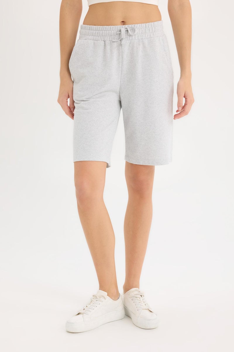 DeFacto Woman Regular Fit Thin Sweatshirt Fabric Basic Normal Waist Regular Hem Bermuda  - Image 1