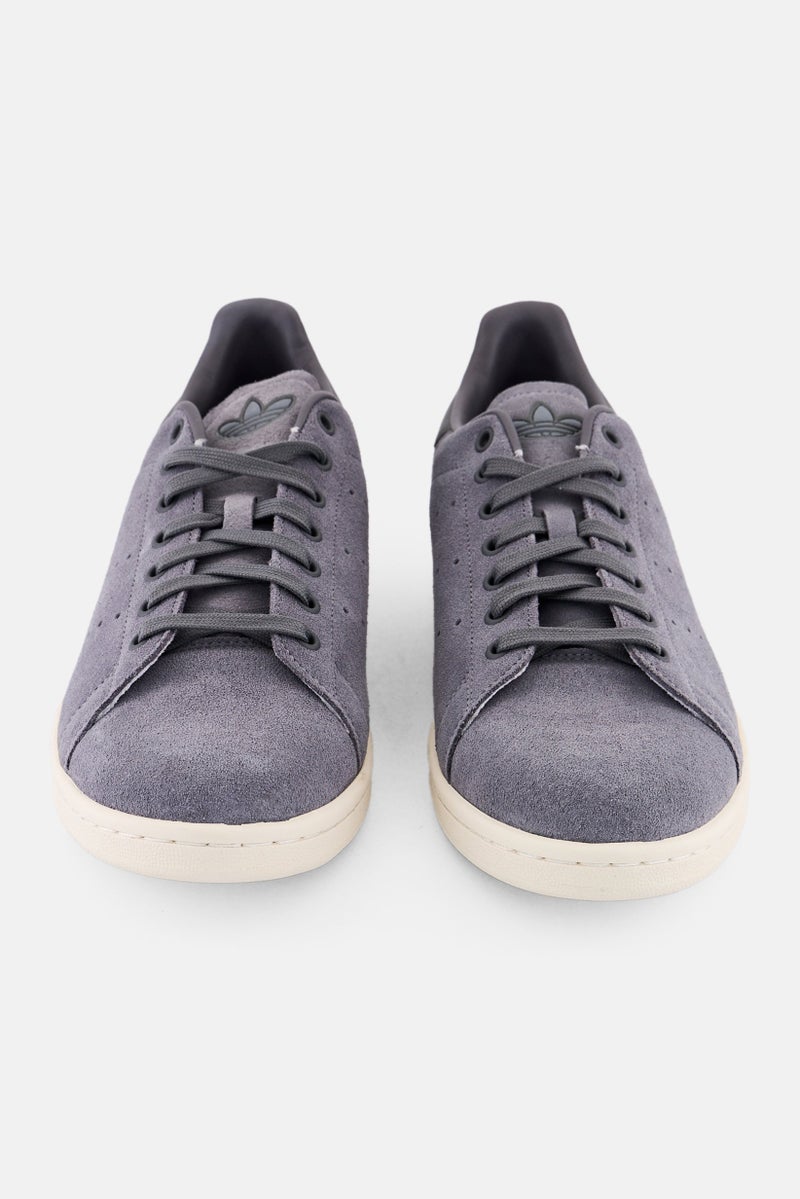 adidas Originals Men Stan Smith Lace Up Outdoor Shoes, Grey - Image 2