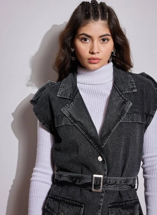 SASSAFRAS Acid Washed Pocket Detail Sleeveless Belted Jacket