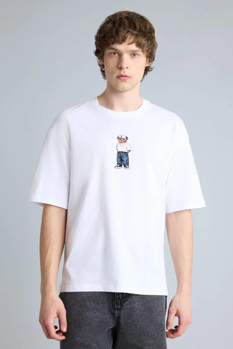 ديفاكتو Boxy Fit Printed Short Sleeve T-Shirt