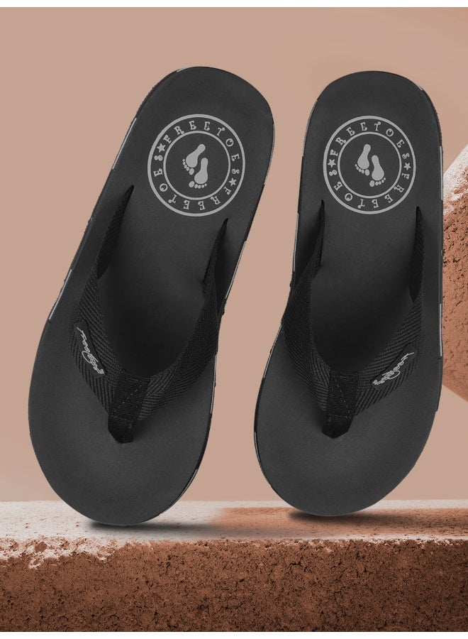 Freetoes Black Orthopedic Flip Flops for Men - Image 4