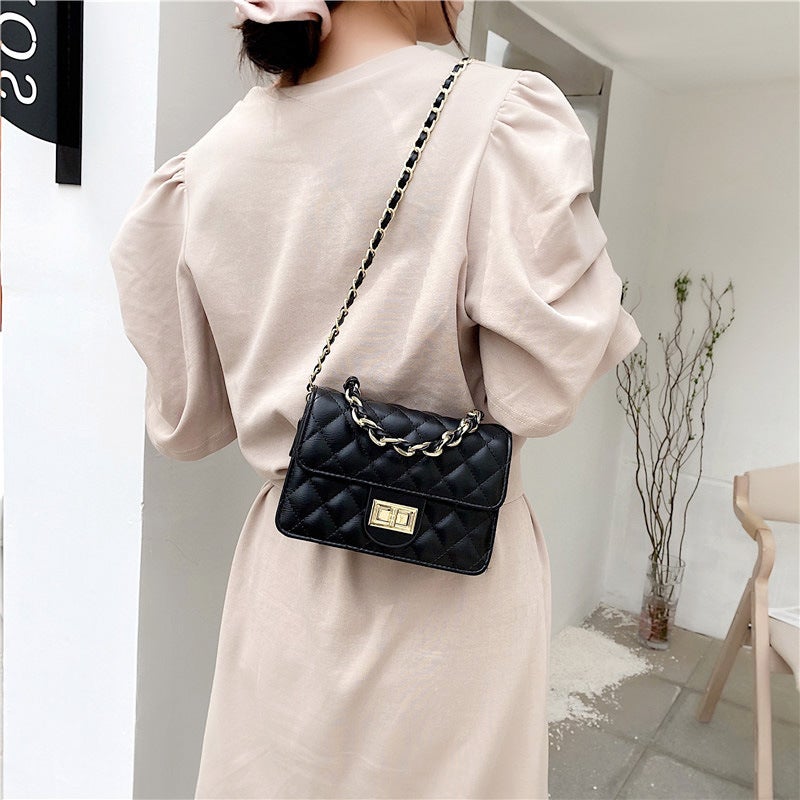 2026 New Spring Women's Quilted Chain Bag Korean Style Mini Crossbody Bag - Image 2