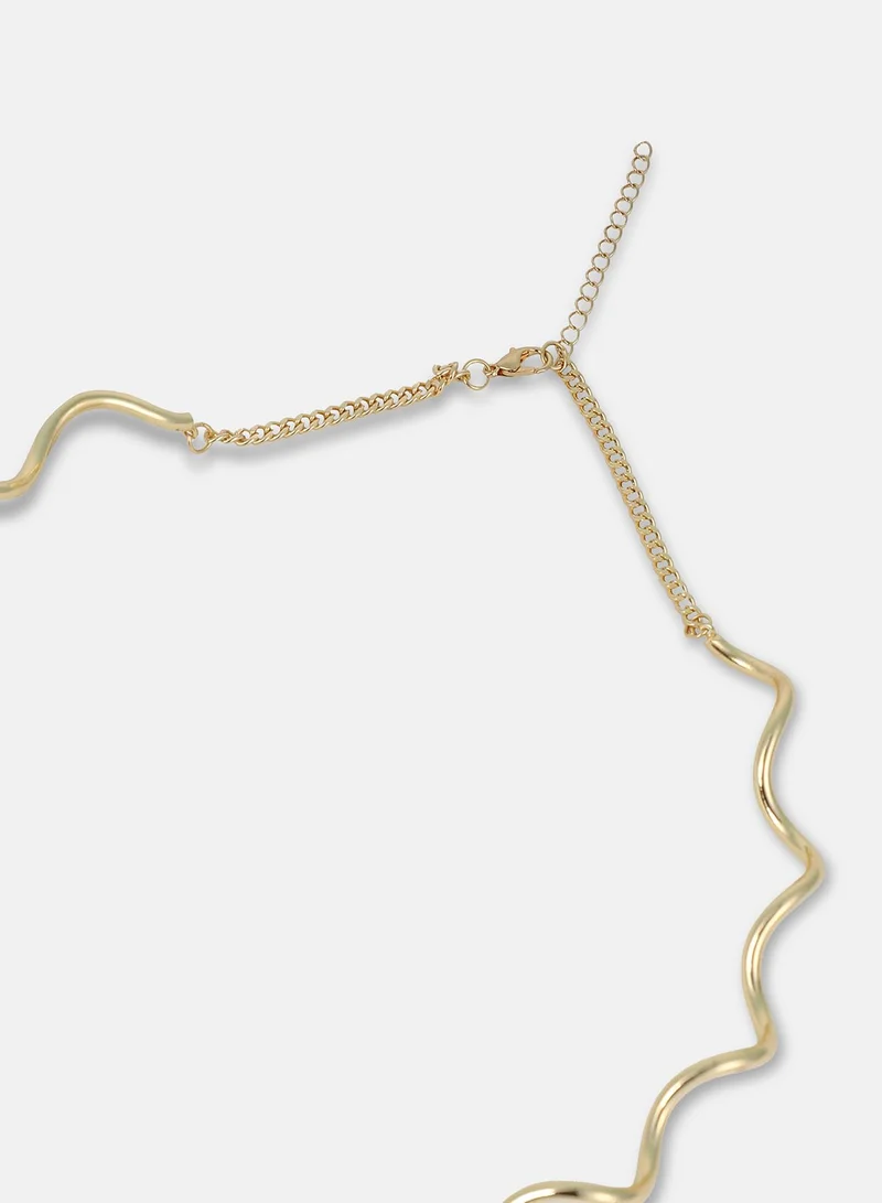 Sohi  Women The Coil-Coeur Collar Necklace | California  Colour | One-Size | Artificial Stone Alloy Material | Lobster Clasp Closure | Necklace For Casual & Evening Wear for Women | Best Price UAE