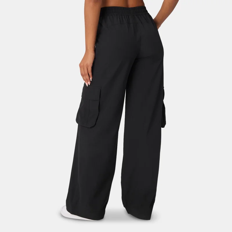 Fabletics بنطلون داون تاون كارغو للنساء
