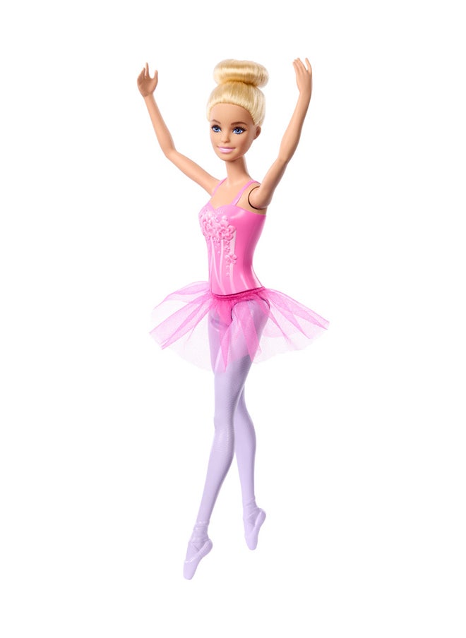 Barbie - دمية باليرينا، دمية أزياء شقراء ترتدي تنورة توتو بنفسجية قابلة للإزالة، متخذة وضعية رقص الباليه بأذرع باليه وأحذية مخصصة للأصابع - Image 1