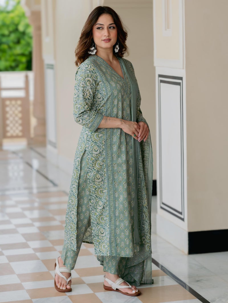 Arayna Women’s Cotton Printed Kurta Set with Pants & Dupatta | Elegant Ethnic Wear for Women | Floral Print | Comfortable Suit Set, Pastel Green, 3X-Large - Image 4