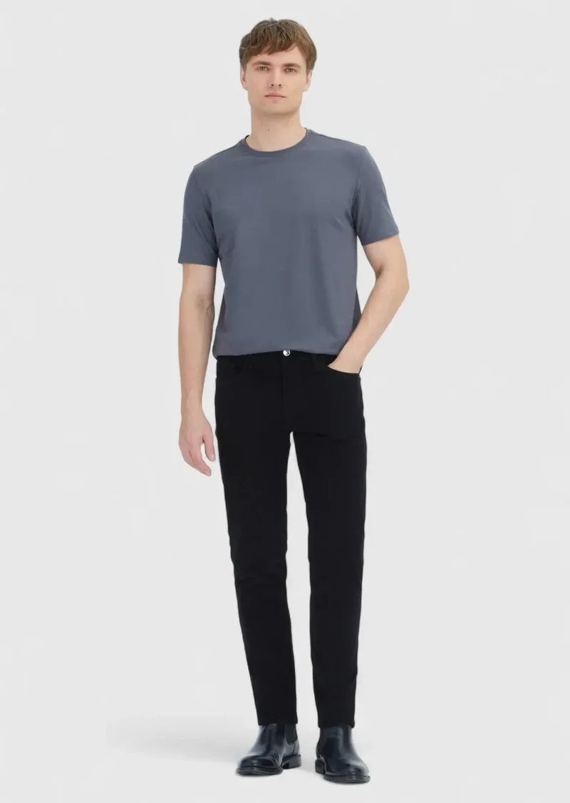 رامسي تيشيرت رمادي سادة برقبة دائرية مصنوع من مزيج القطن