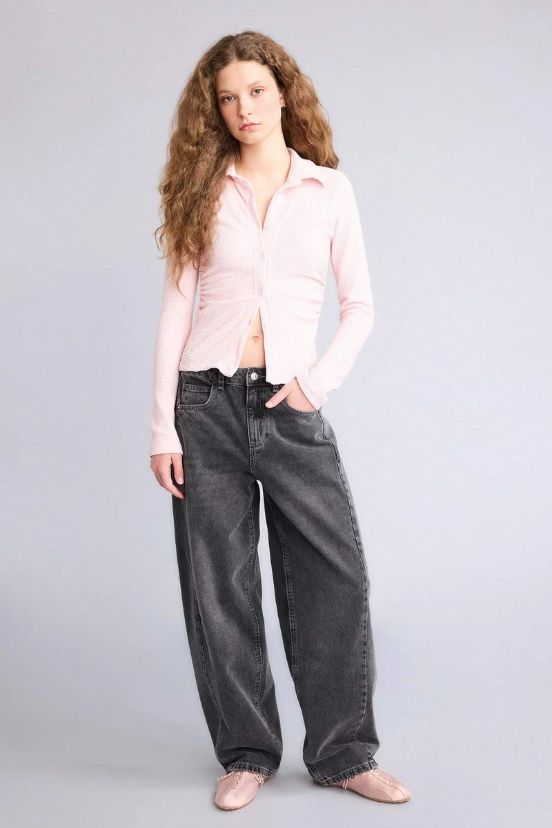 ديفاكتو Fitted Crepe Shirt