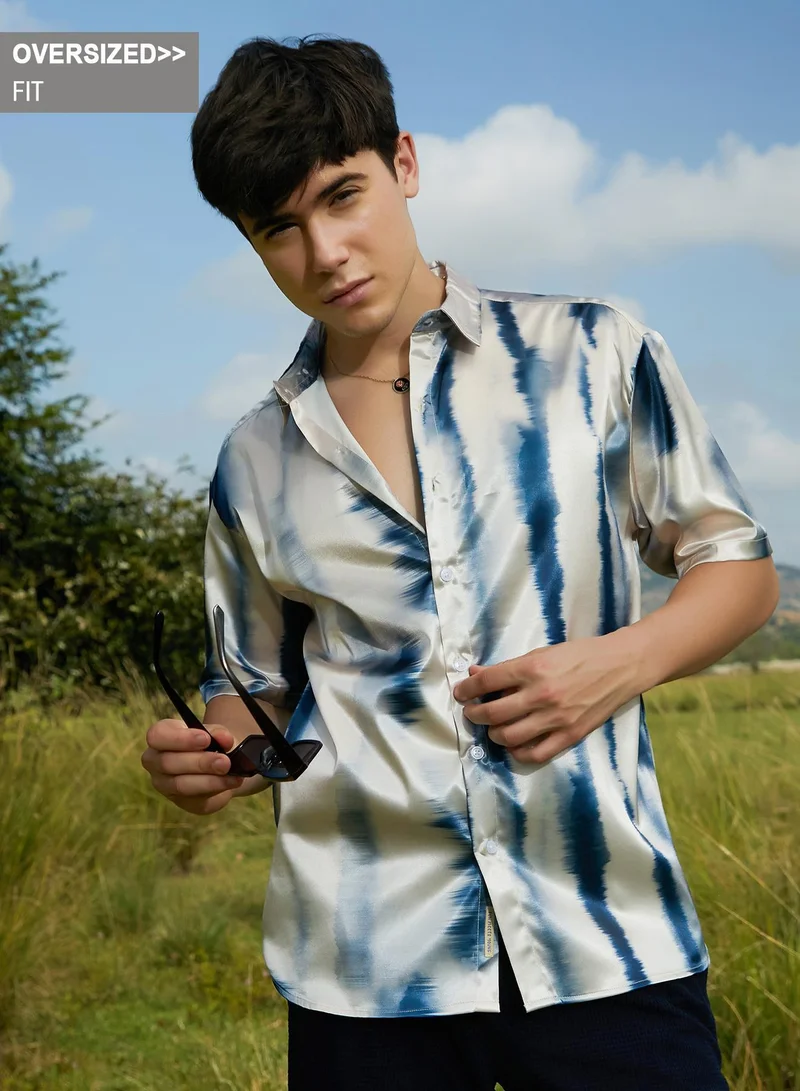 كامبوس سوترا قميص رجالي أزرق داكن بأكمام قصيرة وياقة كوبية