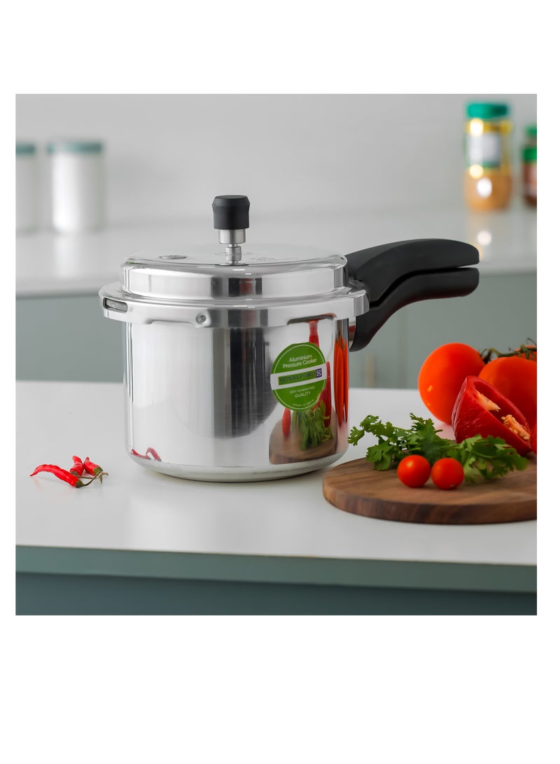 Royalford 3.0 L Aluminum Pressure Cooker- RF11941| Equipped with Improved Pressure Regulator, Handle, Anti Implosion Lid and Stepped Bottom Design Silver - Image 4