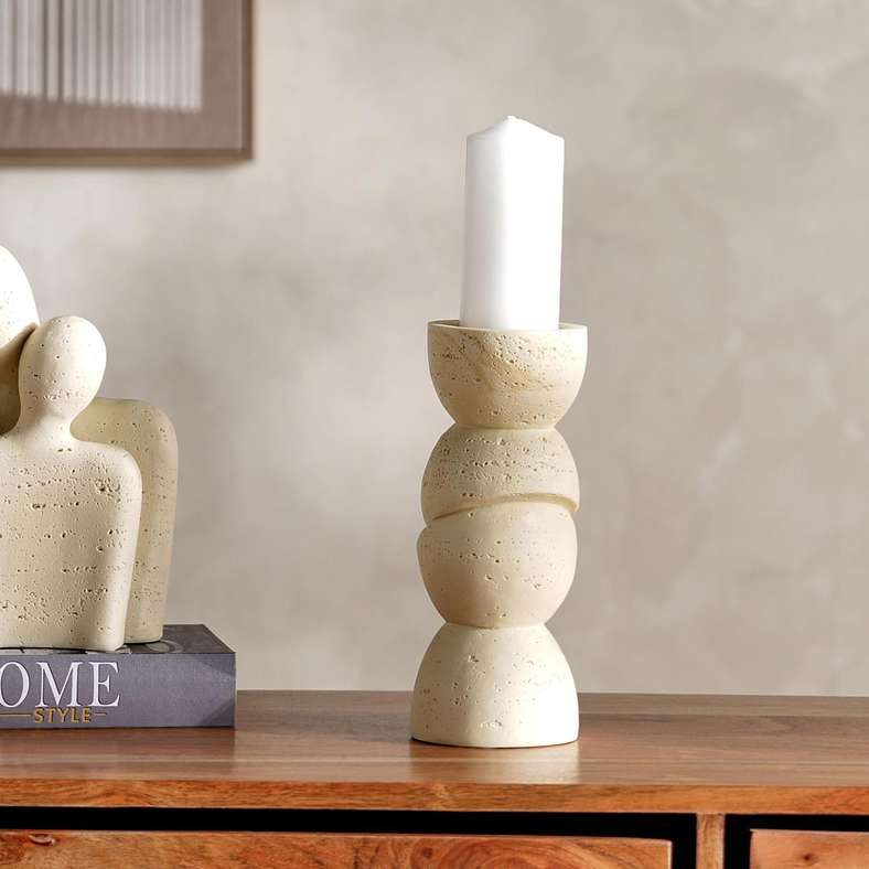 Pan Home حامل شموع بيج من البولي ريزين للمنزل - Image 1