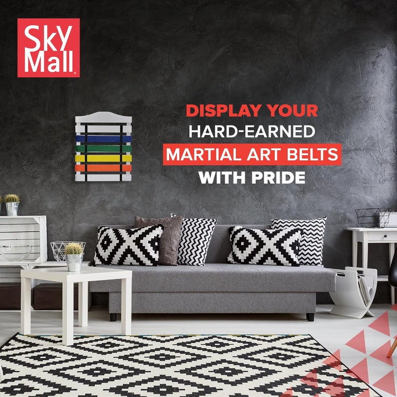 SkyMall حامل أحزمة فنون القتال من الخشب الصلب - أبيض - Image 5