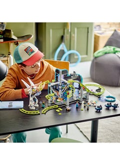 LEGO City Robot World Roller-Coaster Park Set, Creative Building Toy for 8 Plus Year Old Boys & Girls, Fairground Playset with 8 Minifigures, Fun Gift for Kids 60421 (986 pieces)  - Image 4