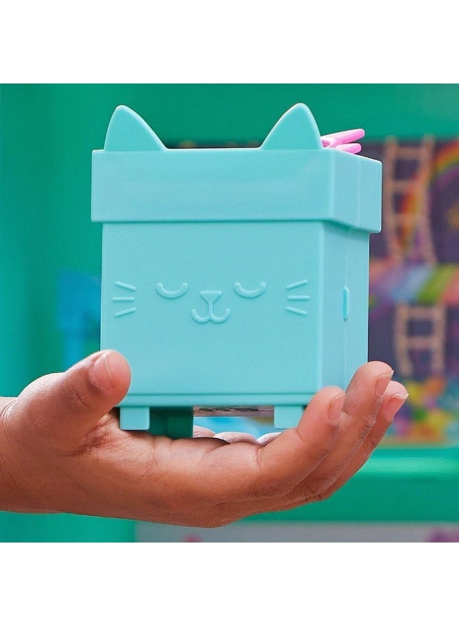 Gabby's Dollhouse Clip-On Playset CDU | Compact Portable Dollhouse with Character Figure, Kitchen & Dining Accessories | Durable Toy for Kids 3+ Years - Image 5