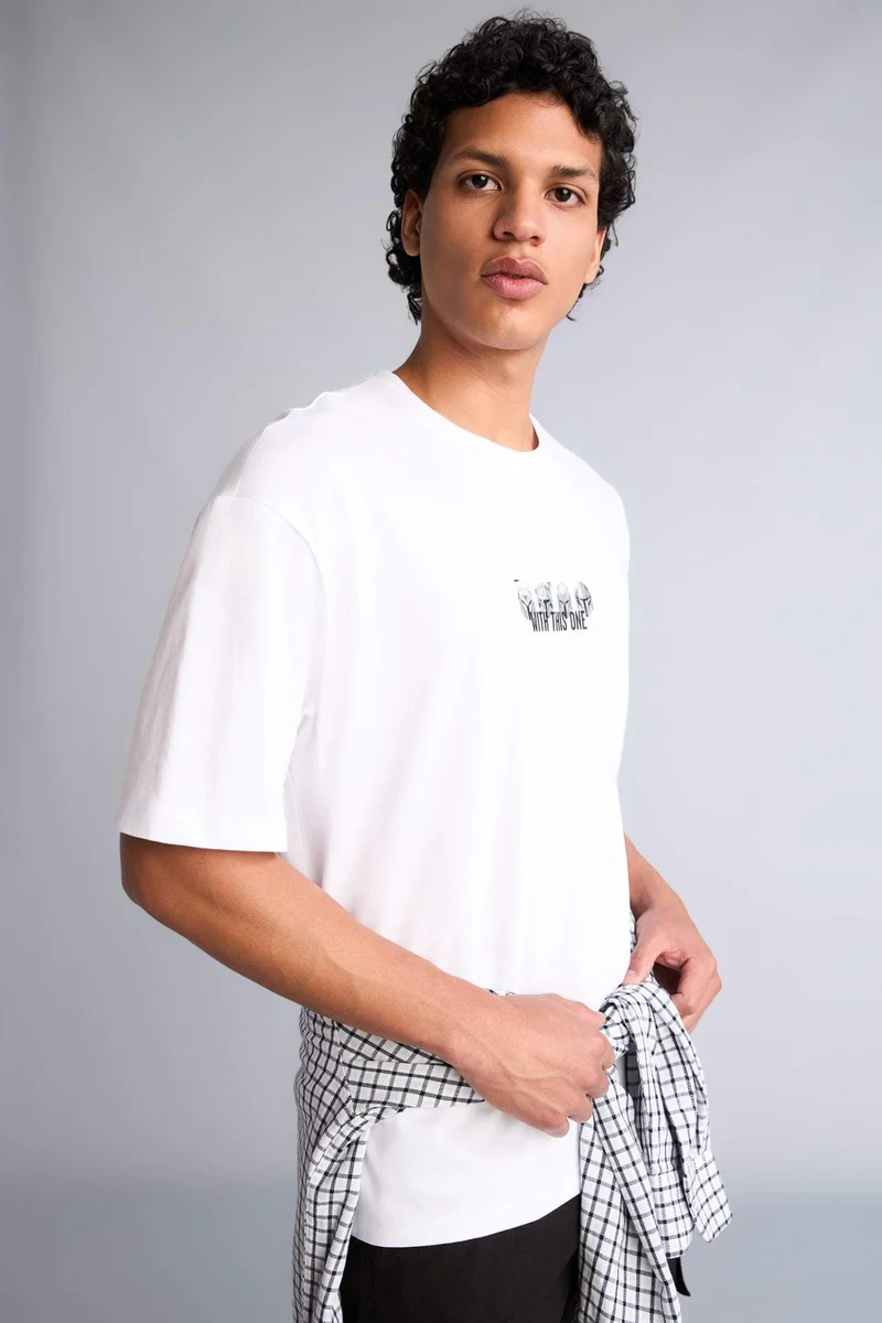 ديفاكتو Star Wars Licensed Boxy Fit Printed Short Sleeve T-Shirt