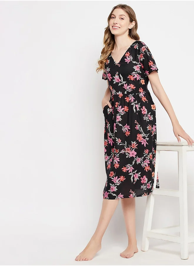 كلوفيا Clovia Pretty Florals Short Night Dress in Black - Rayon