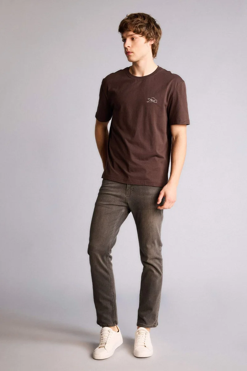 ديفاكتو Regular Fit Printed Short Sleeve T-Shirt