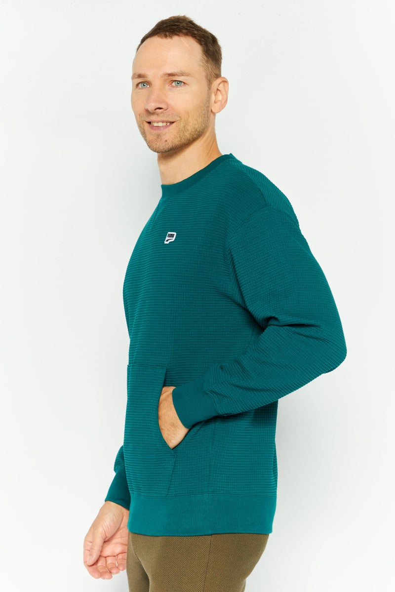 PUMA سويت شيرت رياضي للرجال، لون أخضر باهت - Image 3