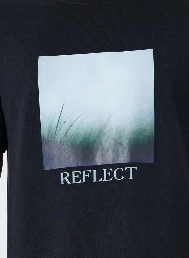 ستايلي تيشيرت بياقة دائرية وطبعة جرافيك - Image 3