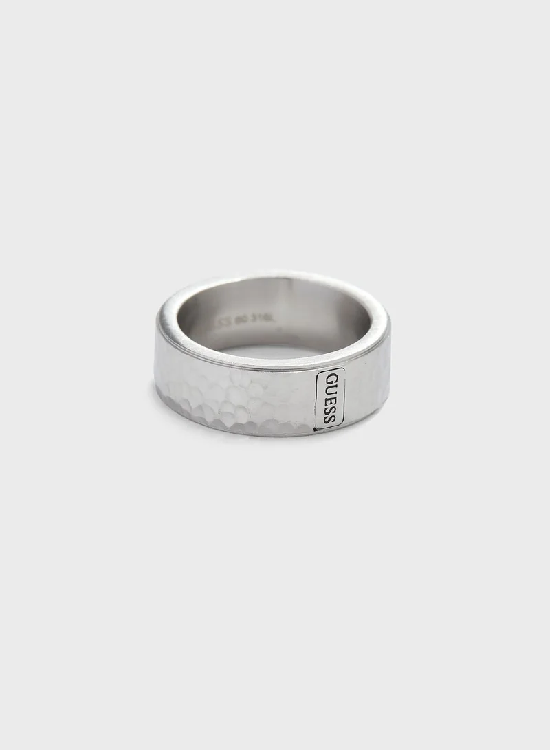 GUESS Hammered Band Ring