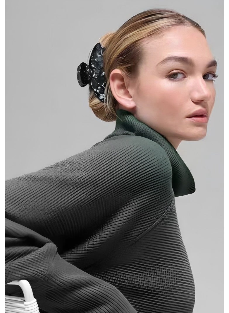 Alo Black Marble Hair Clip - Large, Durable Acrylic and Brand Logo, Suitable for Fashionable Hairstyles - Image 3