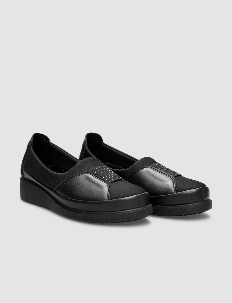 كاباني Black Stone Detailed Women's Comfort Shoes