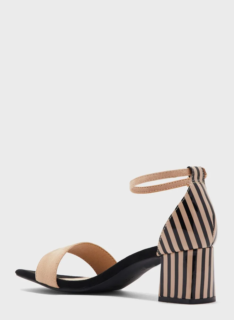 MENBUR Casual Ankle Strap Sandals