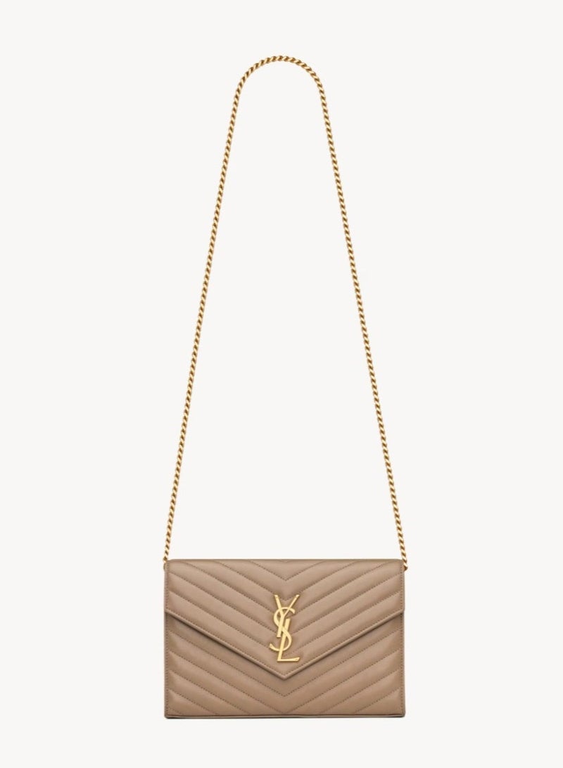 حقيبة كتف مزودة بسلسلة بتصميم YSL الكلاسيكي - حقيبة يد فاخرة قابلة للتقاطع مع تفاصيل شعار مميزة، تشطيب من الجلد الفاخر - Image 1