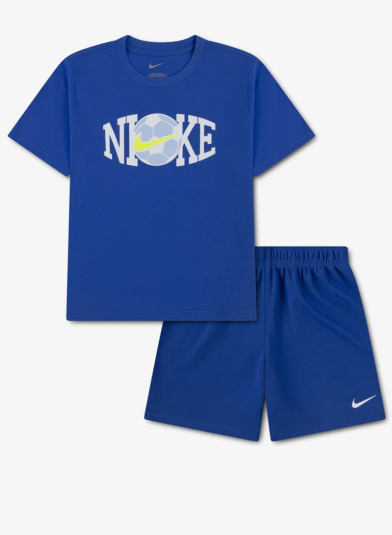 نايكي طقم شورتات برسومات كرة القدم للأطفال