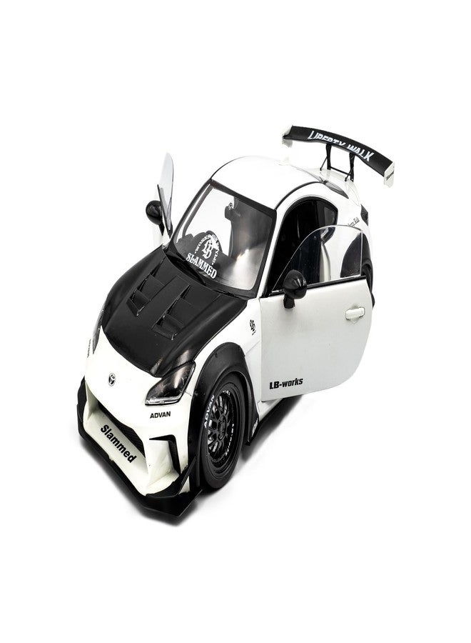 Solido 1:18 Scale Toyota GR86 LBWK Body Kit Pearl White 2024 Diecast Model Car S1813602 - Image 5