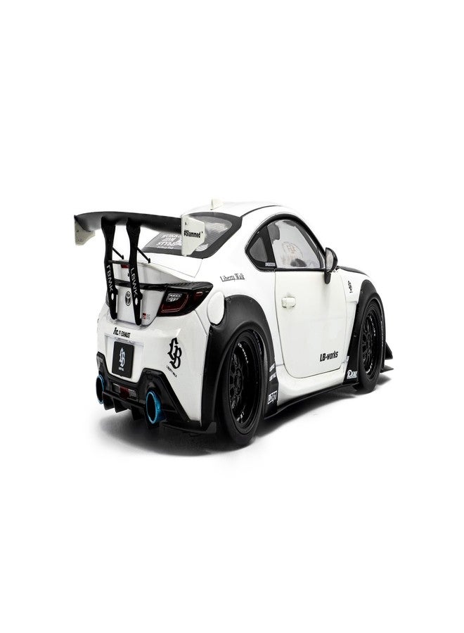 Solido 1:18 Scale Toyota GR86 LBWK Body Kit Pearl White 2024 Diecast Model Car S1813602 - Image 3