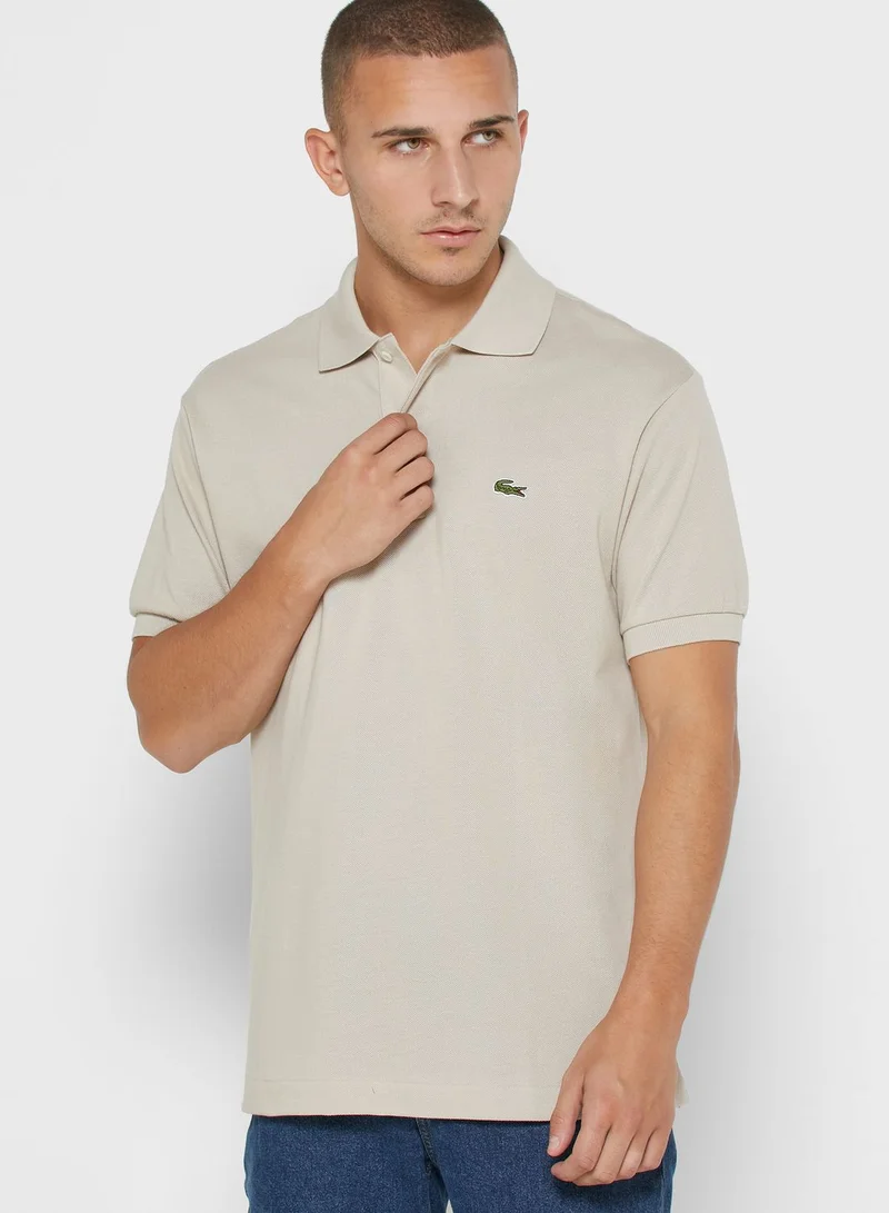 LACOSTE Essential Chest Logo Polo