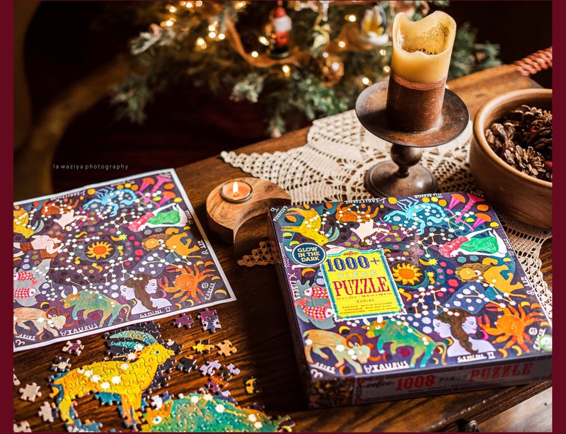 eeboo لعبة بازل زودياك كونستليشن 1000 قطعة من eeBoo بتصميم مضيء في الظلام، بازل للبالغين والعائلات، مع قطع لامعة وقوية وقليل من غبار البازل - Image 2