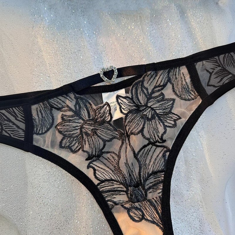 Fashion New Lace Up-Push Cup Breathable Embroidered Pure Desire Bra Set - Image 3