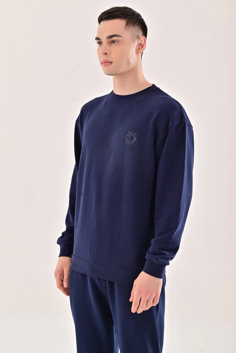 Esso5 Embossed Logo Sweatshirt