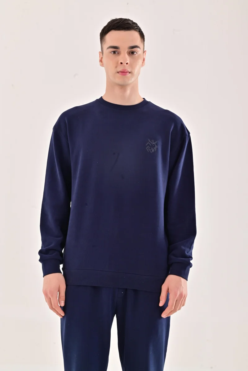 Esso5 Embossed Logo Sweatshirt