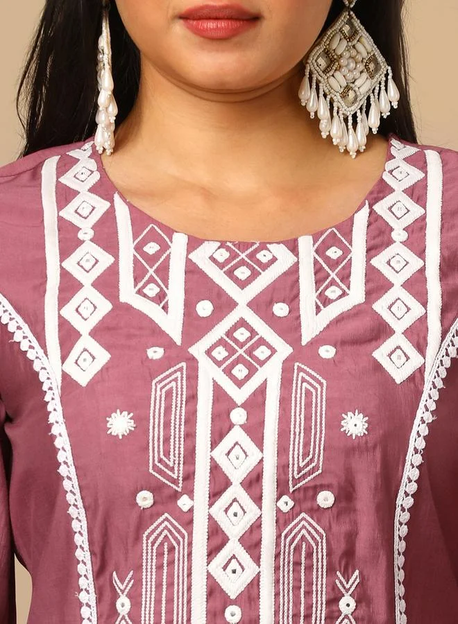 globus Globus Purple Embroidered Lace Detail Fusion Kurta