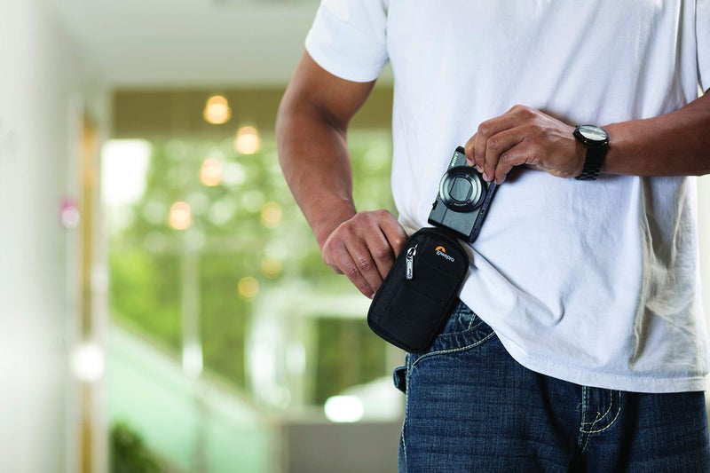 Lowepro حقيبة كاميرا لو برو تاهو CS 20، حقيبة واقية خفيفة الوزن للكاميرات فائقة الصغر، لبطاقات الذاكرة والإكسسوارات، 8.8 × 5.3 × 14.3 سم باللون الأسود - Image 2