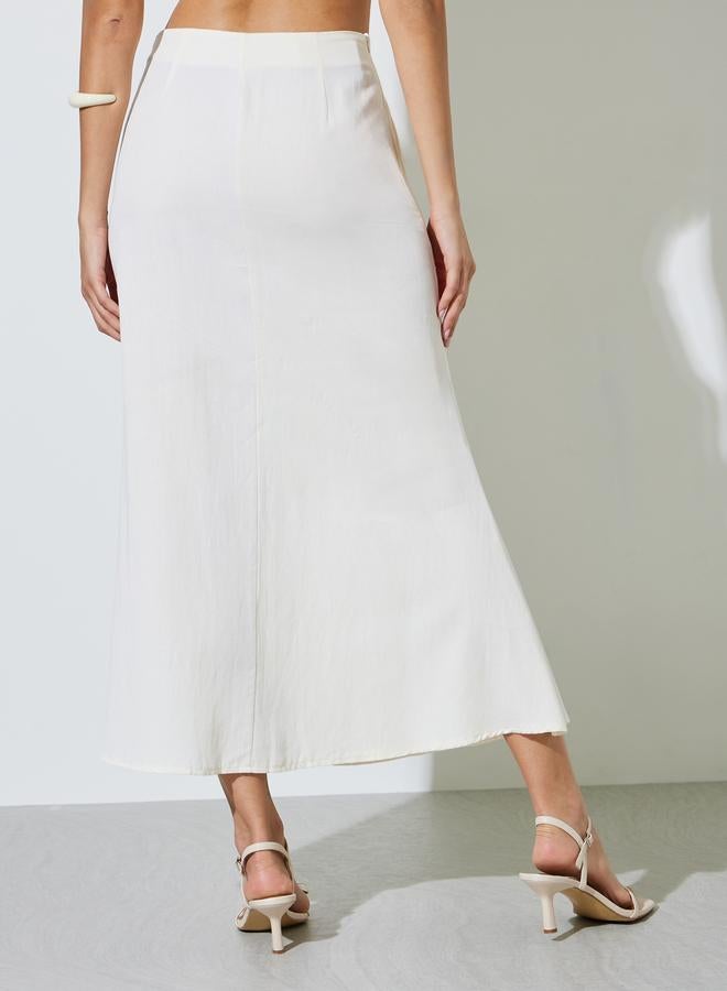 Styli Off White Embroidered Flared Maxi Skirt - Image 4