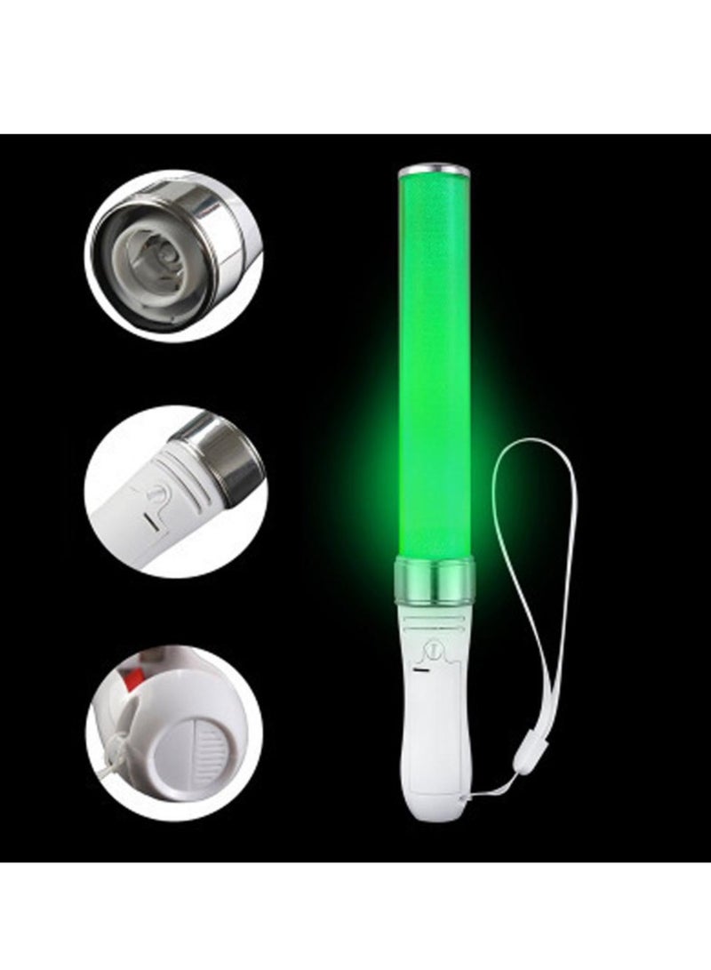 AROAQ عصا ضوئية، 15 لون متغير عصا LED مضيئة، عصا ضوء LED محمولة قابلة لإعادة الاستخدام بنمط مزدوج، ضوء وامض متين لحفلات الغناء والأعراس وزينة التخييم الفلورية - Image 2