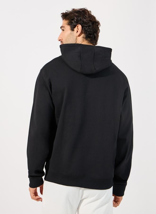 Styli Minimal Chest Print Relaxed Fit Hoodie - Image 4