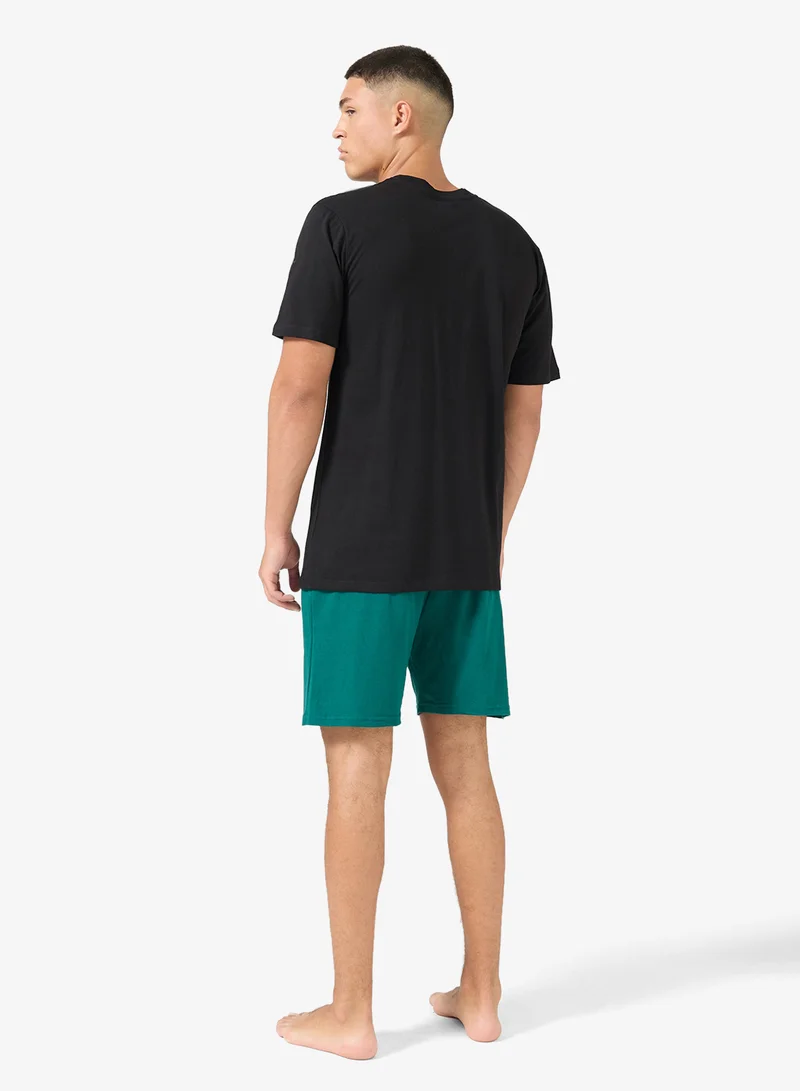 سفنتي فايف طقم بيجامة تي شيرت وشورت